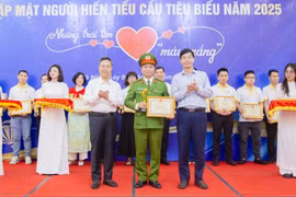 Vinh danh 180 "trái tim màu nắng", lan tỏa hành trình hiến gần 12.000 đơn vị máu và tiểu cầu 