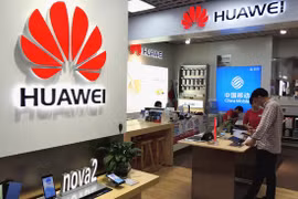 Ngôi vương khó bền của Huawei sau khi đánh bại Samsung