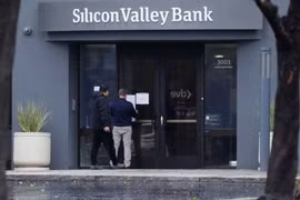 Nỗ lực 'vay nóng' 20 tỉ USD bất thành trước khi sụp đổ của SVB (Ảnh: Reuters)