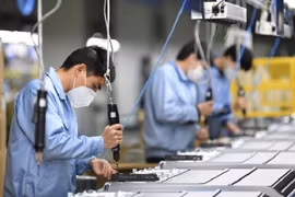 Lợi thế của châu Á không chỉ là lao động giá rẻ, theo báo cáo của KKR (Ảnh: Internet)