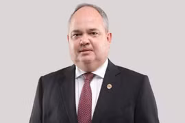 Ông Oliver Schwatzhaupt - tân Chủ tịch HĐQT PG Bank