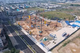 Chủ đầu tư khu đô thị Starlake Tây Hồ Tây đã chuyển nhượng khoảng 20 dự án thành phần cho các nhà đầu tư thứ cấp. Ảnh: Lệ Chi