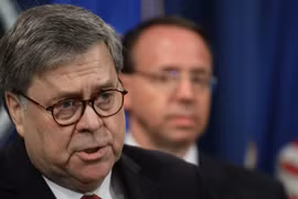 Tổng chưởng lý Bill Barr bị "sốc" trước vụ tự sát của tỷ phú Jeffrey Epstein (Ảnh: Axios)