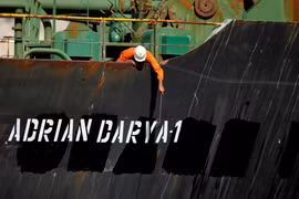 Tàu chở dầu Adrian Darya của Iran (Ảnh: Reuters)