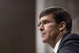 Bộ trưởng Quốc phòng Mỹ Mark Esper (Ảnh: Bloomberg)