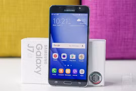 Samsung Galaxy J7 (2016)