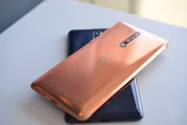 Nokia 8 là smartphone cao cấp của HMD Global (ảnh: The Verge)