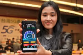 HTC U12 lộ diện trong một sự kiện về công nghệ 5G tại Đài Loan (ảnh: sogi.com.tw)