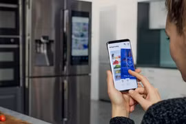 người độc thân có thể hẹn hò qua tủ lạnh (ảnh: Samsung)