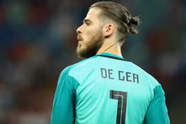 Thủ thành David De Gea chưa muốn ký tiếp hợp đồng với MU (ảnh: Daily Express)