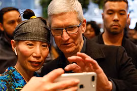 Tim Cook - Giám đốc điều hành Apple (ảnh: Reuters)