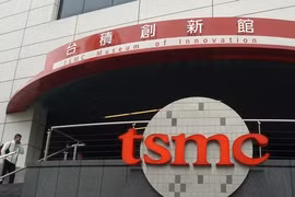 TSMC là nhà sản xuất chip cho Apple (ảnh: Phone Arena) 