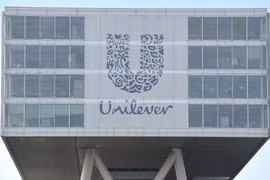 Unilever là tập đoàn lớn của Anh và Hà Lan sở hữu nhiều thương hiệu tiêu dùng quen thuộc (ảnh CNN)