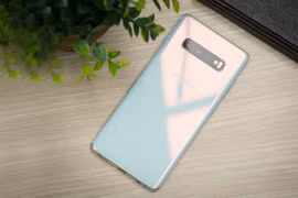 Galaxy S10+ (ảnh minh họa: Phone Arena)