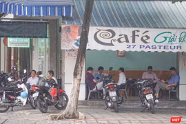 Từ 0h ngày 16/10, dịch vụ ăn uống ở Đà Nẵng sẽ được mở phục vụ tại chỗ trở lại