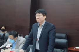 Thứ trưởng Bộ Y tế Trương Quốc Cường - Phó trưởng Ban Chỉ đạo Quốc gia phòng, chống dịch COVID-19 phát biểu tại buổi làm việc với TP Đà Nẵng