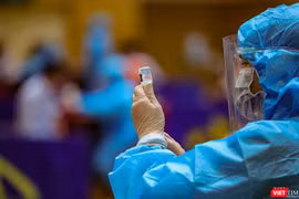 Từ ngày 2/11, Đà Nẵng sẽ bắt đầu tiêm vaccine phòng COVID-19 Pfizer và Moderna cho người dưới 18 tuổi