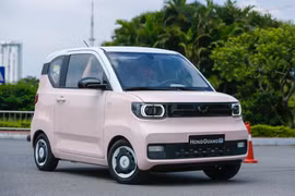 Cổ phiếu nhà phân phối ô tô Wuling quay đầu giảm mạnh 