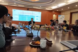 Các khách tham dự thống nhất rằng nền tảng phát triển Chính phủ số Flex Digital "Make in Vietnam" dựa trên phần mềm nguồn mở là một giải pháp toàn diện đáp ứng các yêu cầu về phát triển chính phủ số.
