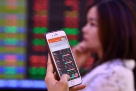 Không được giao dịch chứng khoán online nếu không cập nhật CCCD