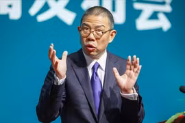 Ông Chung Thiểm Thiểm trở thành người giàu nhất Trung Quốc và giữ vững vị trí trong 4 năm liên tiếp nhờ nước uống thiên nhiên Nongfu Spring (ảnh: SCMP)