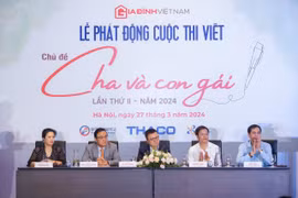Khách mời và Ban Giám khảo cuộc thi "Cha và con gái" lần thứ 2 năm 2024