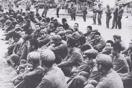 Đại đội 8, Tiều đoàn 2, Trung đoàn 448, Sư đoàn 150, Quân đoàn 50, Đại quân khu Thành Đô sau khi đầu hàng tập thể quân dân Cao Bằng.