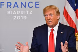 Ông Trump nói đoàn đàm phán phía Trung Quốc đã gọi điện cho Mỹ bày tỏ muốn quay lại bàn đàm phán về thương mại hai nước, nhưng phía Trung Quốc nói không có chuyện đó. Ảnh: Đông Phương