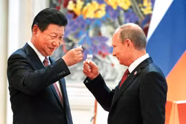 Phương Tây đang ngày càng lo lắng về việc quan hệ giữa Moscow và Bắc Kinh đang được tăng cường.