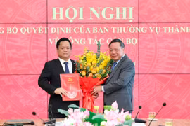 Phó chủ nhiệm Văn phòng Quốc hội làm Phó trưởng Ban Tuyên giáo và Dân vận Thành ủy Hà Nội