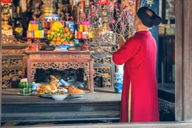 Văn khấn giao thừa Tết Ất Tỵ 2025 và ý nghĩa lễ cúng vào thời khắc trời đất giao hòa