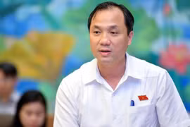 Bí thư Hà Tĩnh Hoàng Trung Dũng làm Tổng biên tập Tạp chí Cộng sản