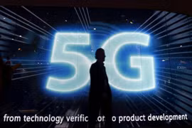 Intel đang hợp tác với Dell, HP, Lenovo và Microsoft để tạo ra các loại PC kết nối 5G (ảnh Reuters)