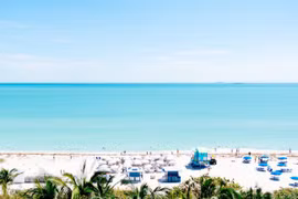 Miami nằm trong top 10 thành phố Mỹ đón lượng khách đến thăm lớn nhất (Ảnh Unsplash)