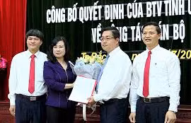 Lễ trao quyết định bổ nhiệm ông Nguyễn Nhân Chinh làm Bí thư Thành ủy Bắc Ninh, ngày 27/7. Ảnh Cổng thông tin điện tử Bắc Ninh.