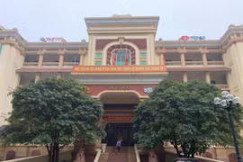 Trụ sở Mipec.