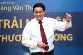  Bàn tay nào đủ sức ngăn đà lao dốc của thị trường chứng khoán