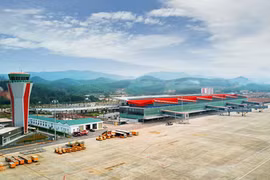 Sân bay Vân Đồn - một hạ tầng quan trọng cho khu vực Vân Đồn đã được Sun Group đầu tư - Ảnh: S.G.
