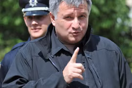 Ông Yuri Lutsenko.