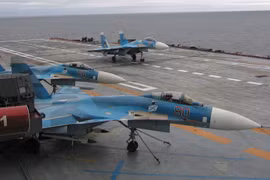 Nga điều tàu sân bay Kuznetsov tới bờ biển Syria. (ảnh Sputnik)