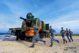 Trung Quốc triển khai bất hợp pháp tên lửa phòng không tầm xa HQ-9 ở đảo Phú Lâm, quần đảo Hoàng Sa, Việt Nam.