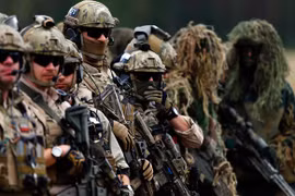 NATO thừa nhận điểm yếu trong tình huống phải đối phó với Nga