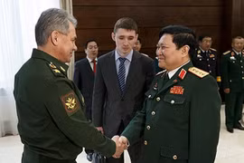 Bộ trưởng Quốc phòng Việt Nam đang thăm Nga