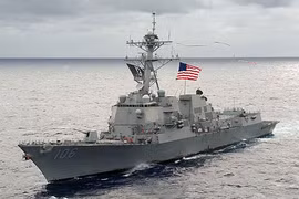 Tàu USS William P. Lawrence.