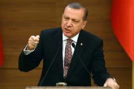 Erdogan: Tôi chắc chắn sẽ bị giết nếu nán lại 10 phút trong khách sạn.