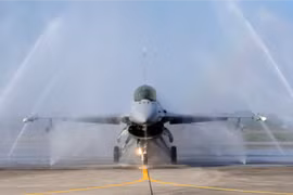 Máy bay chiến đấu F-16V được Mỹ bán cho Đài Loan năm 2019 (Ảnh: VOA).