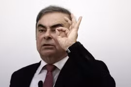 Cựu chủ tịch Nissan Carlos Ghosn tại cuộc họp báo tại Beirut hôm 8/1. (Ảnh: AP)