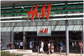 Vơ]israel việc tẩy chay bông và không hợp tác làm ăn với Tân Cương, Tập đoàn H&M có thể bị thiệt hại nặng (Ảnh: Đông Phương).