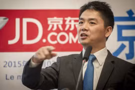 Lưu Cường Đông, ông chủ JD.com với văn hóa doanh nghiệp độc đáo. Ảnh: Sina.