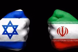 Cuộc đối đầu Iran - israel ngày càng gay gắt sau vụ nhà khoa học hạt nhân Fakhrizadeh bị sát hại (Ảnh: Al Jazeera).